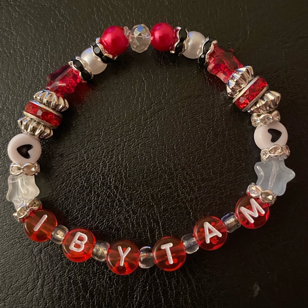 Taylor Swift I Bet You Think About Me Handmade Friendship Bracelet